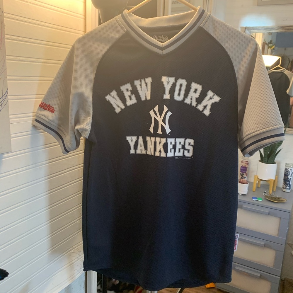 Boys yankee shirt
